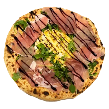 Pizza Camembert Rôti — camembert entier rôti, roquette, jambon de Parme, miel, crème de vinaigre balsamique