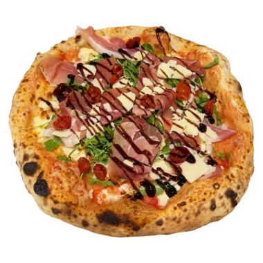 Pizza Parma — San Marzano, mozzarella fior di latte, jambon de Parme, tomates cerises confites, parmesan, roquette, crème de vinaigre balsamique