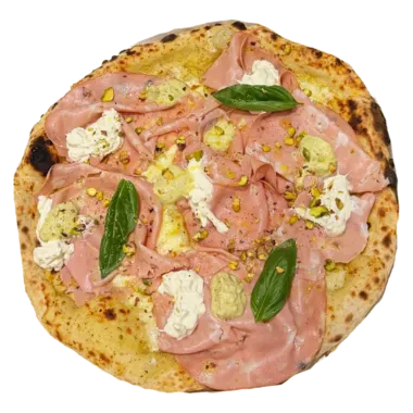 Pizza Pistacchio — crème de pistaches, mozzarella fior di latte, mortadelle, stracciatella, pesto de pistaches, éclats de pistaches, basilic